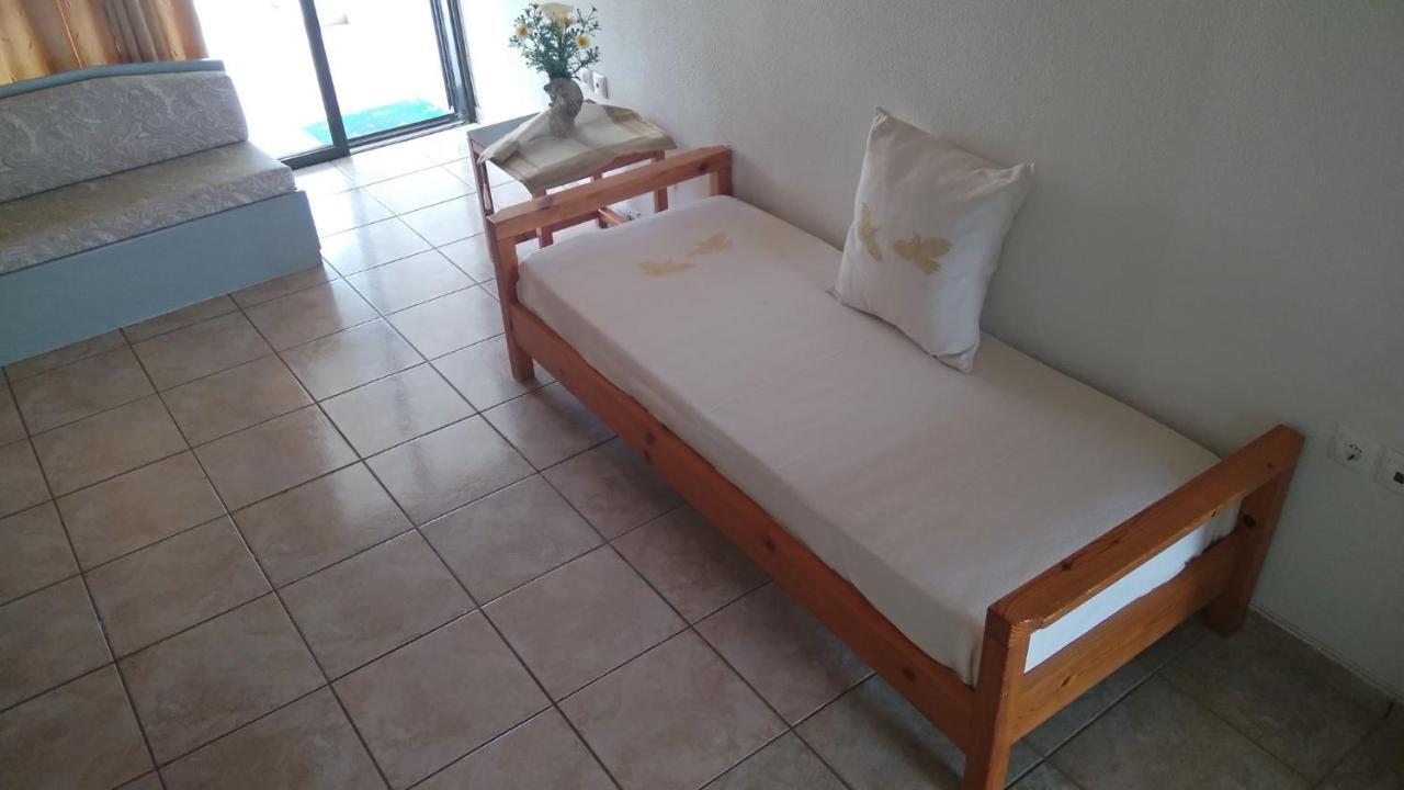 Villas Irene 5 Family Apartments Kokkini Hani ภายนอก รูปภาพ